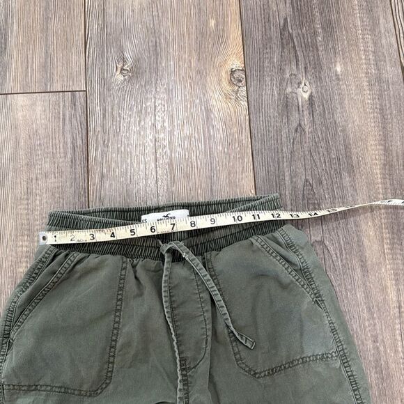 Hollister Olive Green Joggers - Picture 6 of 9